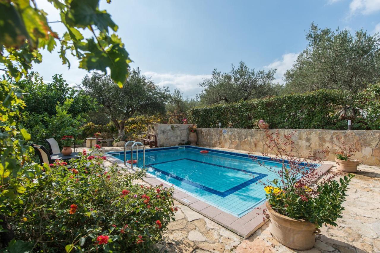 Villa Toula With Pool Nr Armeni Crete Makhairoí Zewnętrze zdjęcie